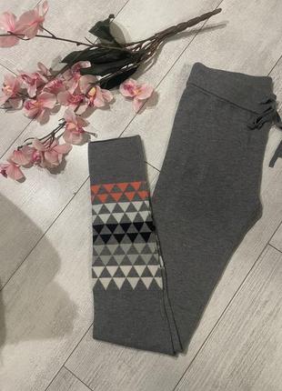 Теплые лосины gap шерстяные с принтом трикотажные шерстяные штаны
