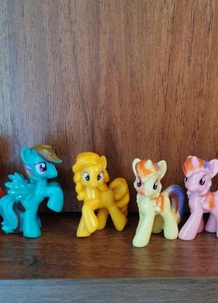 Пони, лошадки