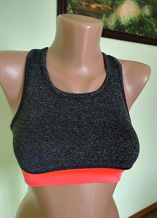 Спортивный топ топик для девочки