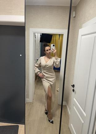Сукня жіноча
