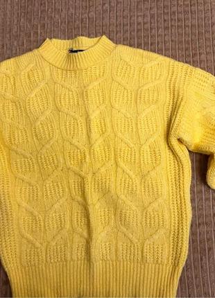 Свитер