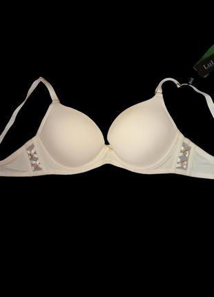 Гладкий бюст