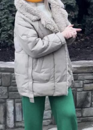 Пуховик жіночий
