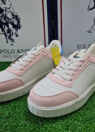 Женские белые легкие кроссовки кожа fashion 36-41р f59
