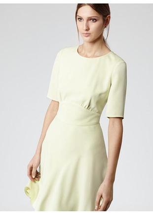 Шикарное платье дорогого бренда