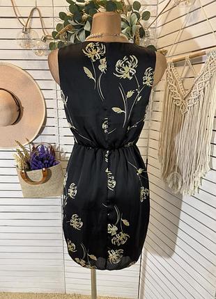 Жіноча сатинова сукня у квітковий принт жіноче плаття