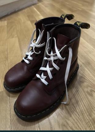 Dr martens чоботи