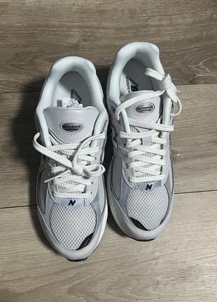 New balance 2002r