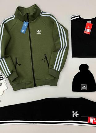 Набір tour adidas зима: кофта-штани-футболка-шапка-шкарпетки 2 пари