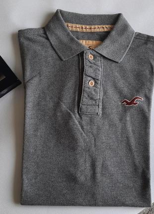 Футболка поло бренда hollister