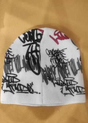 Шапка 2
