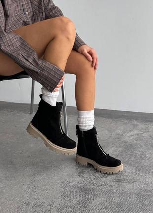 Зимние ботинки из натуральной замши