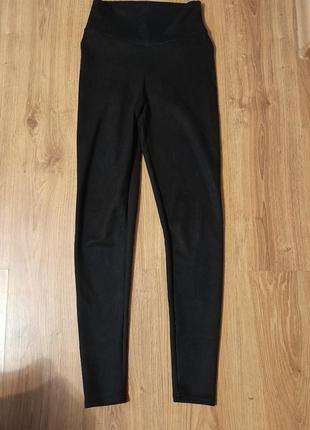Леггинсы черные
