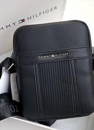 Сумка от tommy hilfiger