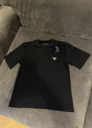 Футболка prada l, t-shirt