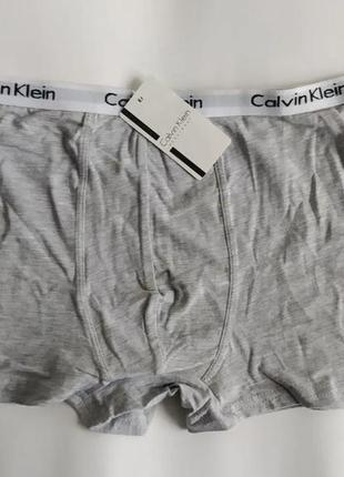 Мужские серые трусы боксеры calvin klein. мужское белье.