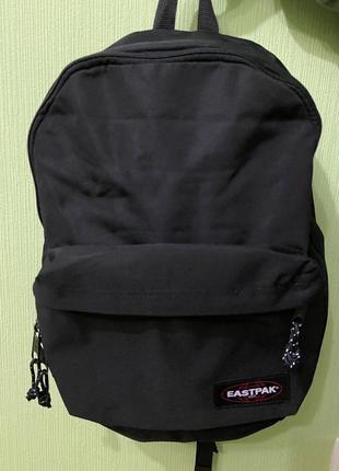Стильний рюкзак eastpak з бірками1 фото