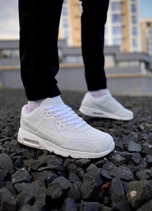 Класичні кросівки білого кольору🤍