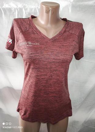 Футболка спортивна жіноча