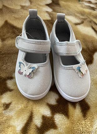 Текстильні туфлі, макасіни,тапочки