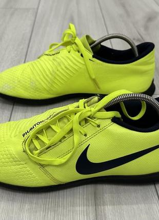 Мужские сороконожки, бутсы, футзалки nike phantom venom club ic (25,5 см)2 фото