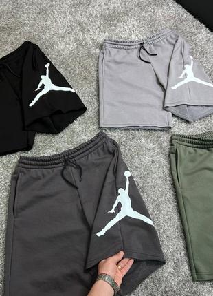 Jordan коттоновые big logo шорты
цвет: черный, серый, темный графит, хаки
материал: коттон 100%2 фото