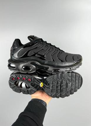 Nike air max plus triple black — цена 2550 грн в каталоге