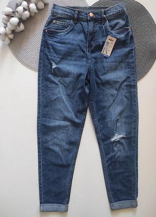Джинсы mom на девочку.
