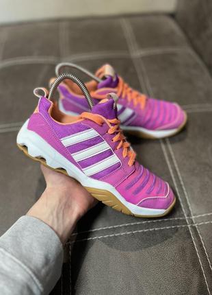 Жіночі кросівки adidas