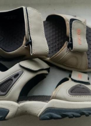 26,5-27 см. винтажные сандалии босоножки nike acg(оригинал)