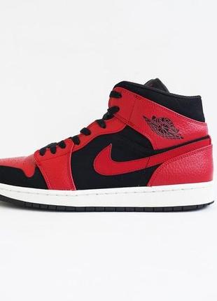 Кроссовки кожаные nike air jordan 1 mid black red размер 44-45