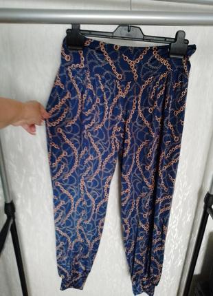 Фирменные красивые брюки