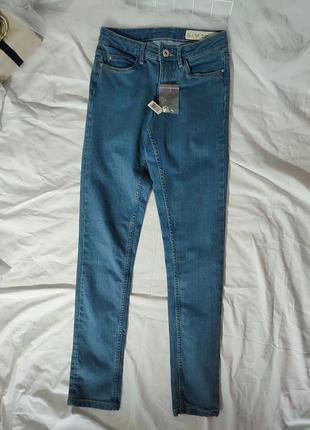 Голубі джинси від esmara