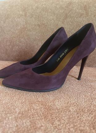 Туфлі лодочки