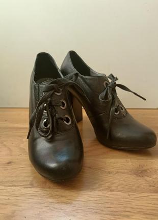 Шкіряні ботильйони nadi bella