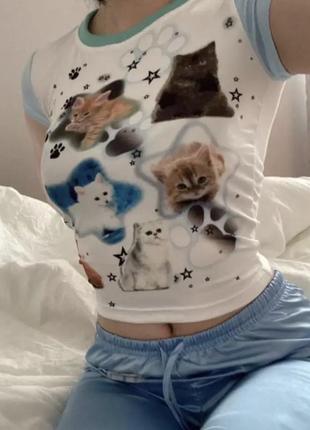 Топ / футболка с котиками