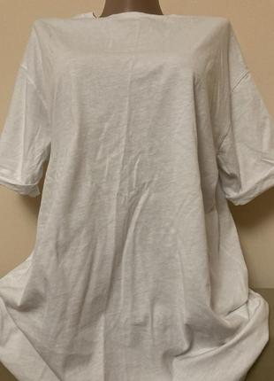 Брендовая базовая белая удлиненная футболка 100% коттон