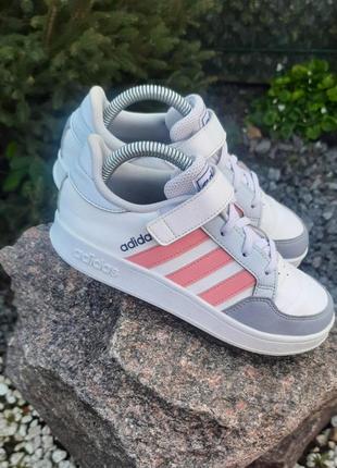 Дитячі кросівки adidas 34р-22см!