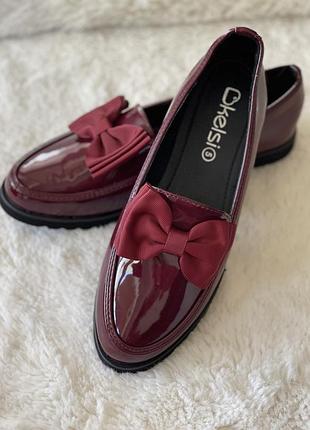 Жіночі лофери/туфлі