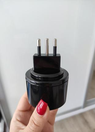 Перехідник brennenstuhl для італійської розетки та європейської вилки