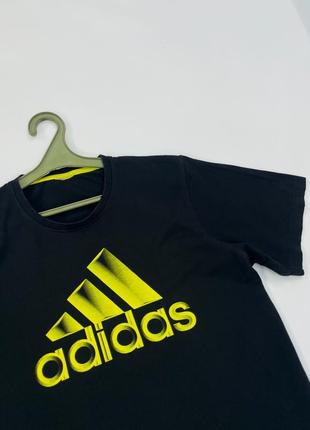 Футболка adidas