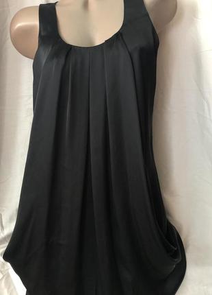 Атласное черное платье