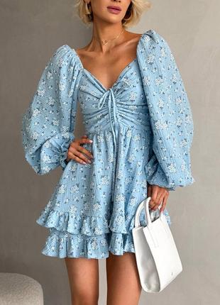 Преміальна муслінова блакитна сукня з квітковий принтом 42 44 46 48 xs s m l xl