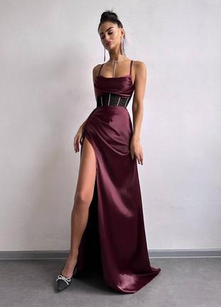 Женское изысканное нарядное вечернее бордовое бордовое корсетное платье открытые плечи на выпускной6 фото