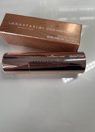 Кремовый хайлайтер anastasia beverly hills cream stick highlighter with brush applicator