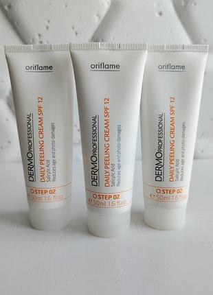 Дневной обновляющий антивозрастной крем для лица орифлейм  spf 12 oriflame dermo professional step 02