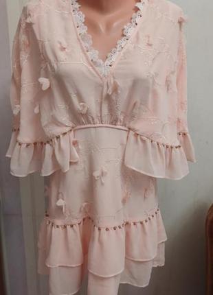 Дизайнерское платье розовое