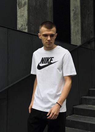 Мужская футболка nike белая с принтом