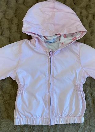 Ветровка для маленької красуні