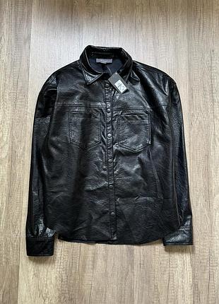 Трендова нова чорна шкіряна/під шкіру сорочка оверсайз primark, p.m/l